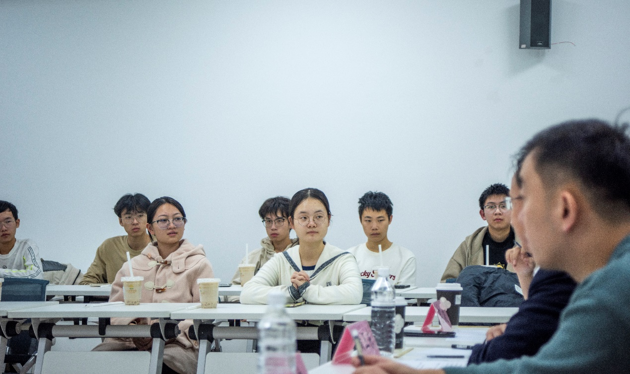 百家乐玩法介绍 - 百家乐技巧