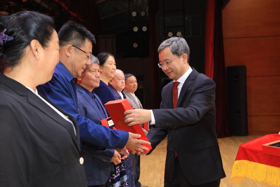 百家乐玩法介绍 - 百家乐技巧