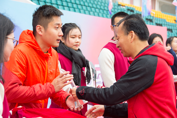 百家乐玩法介绍 - 百家乐技巧