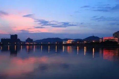 百家乐玩法介绍 - 百家乐技巧