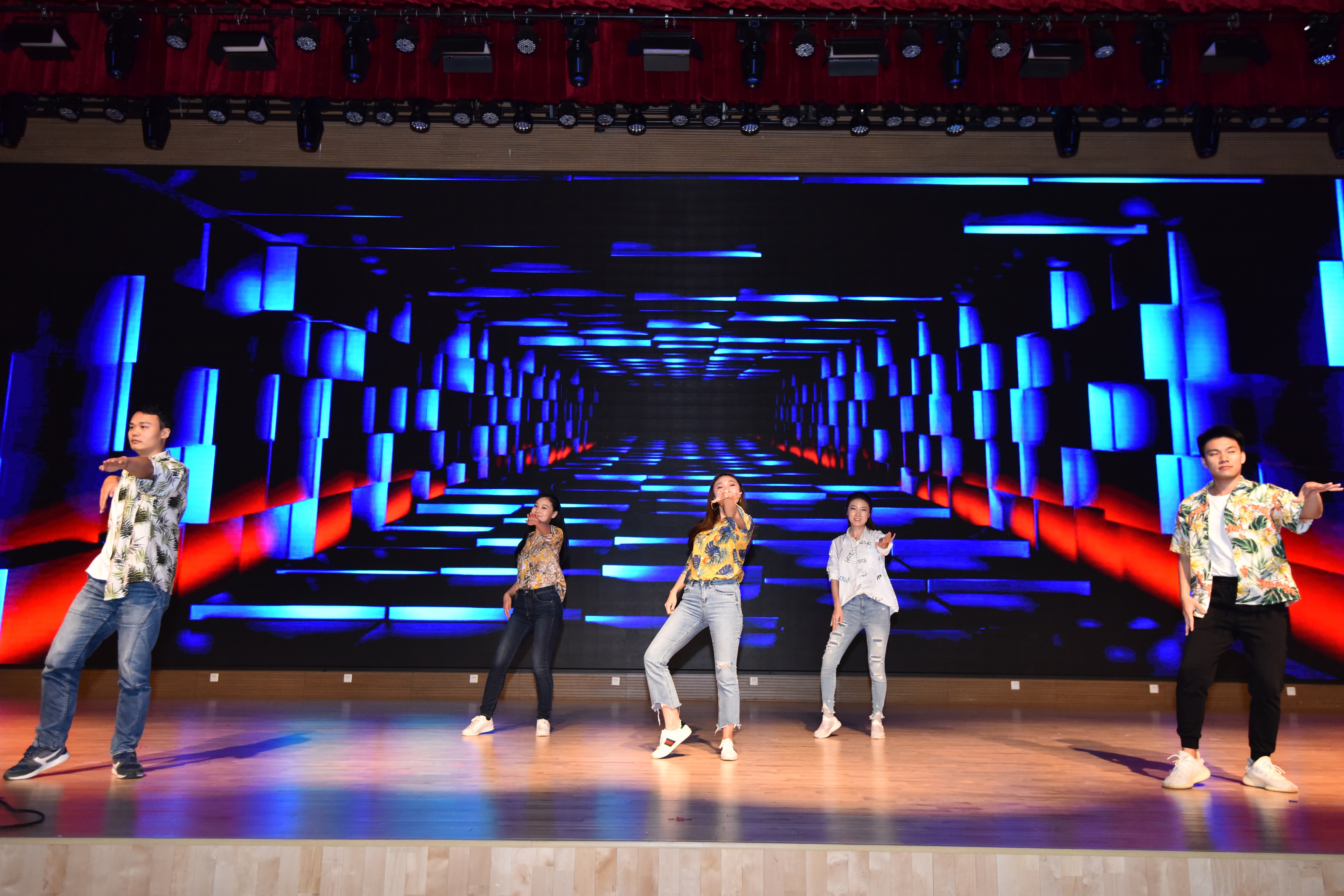 百家乐玩法介绍 - 百家乐技巧