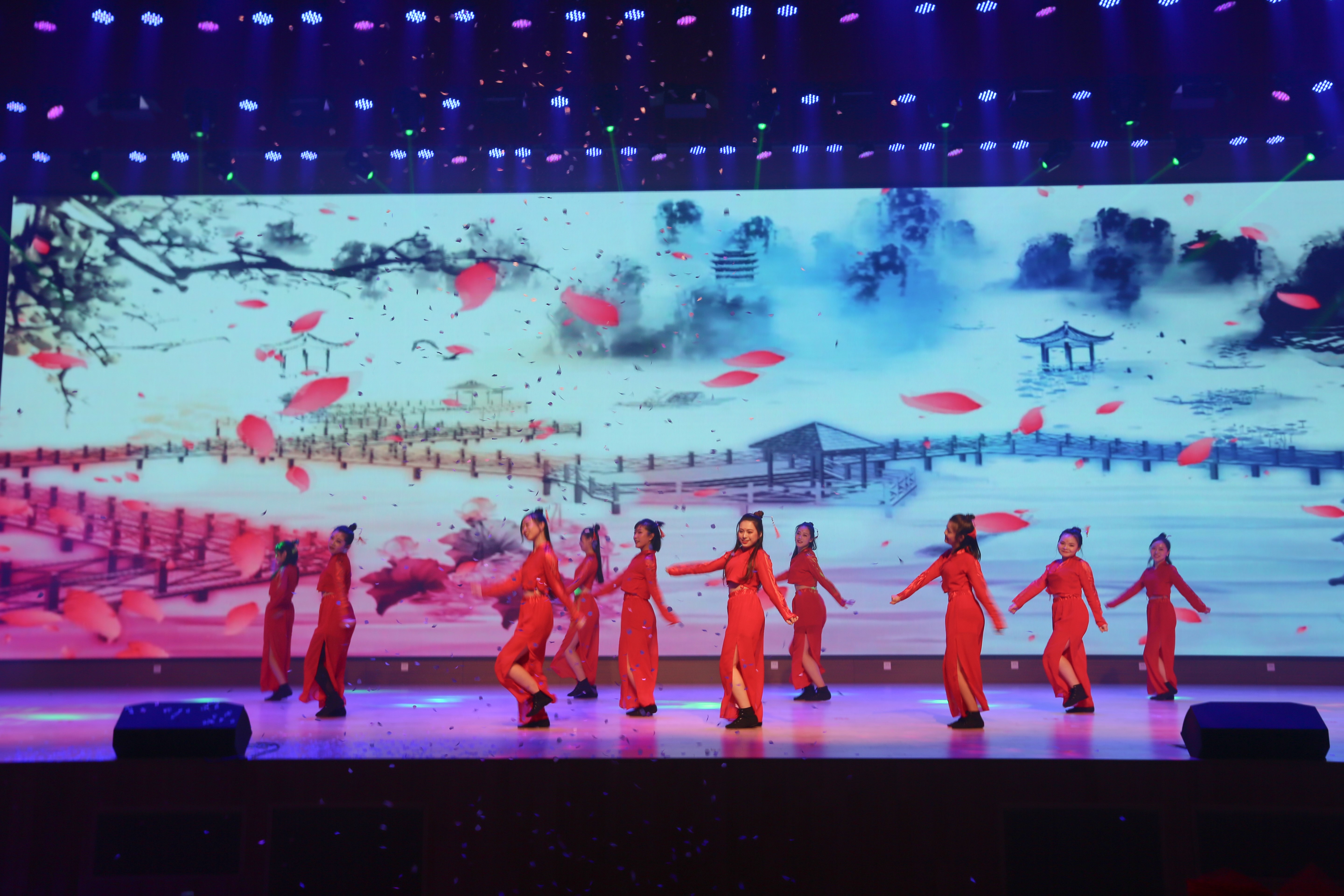 百家乐玩法介绍 - 百家乐技巧