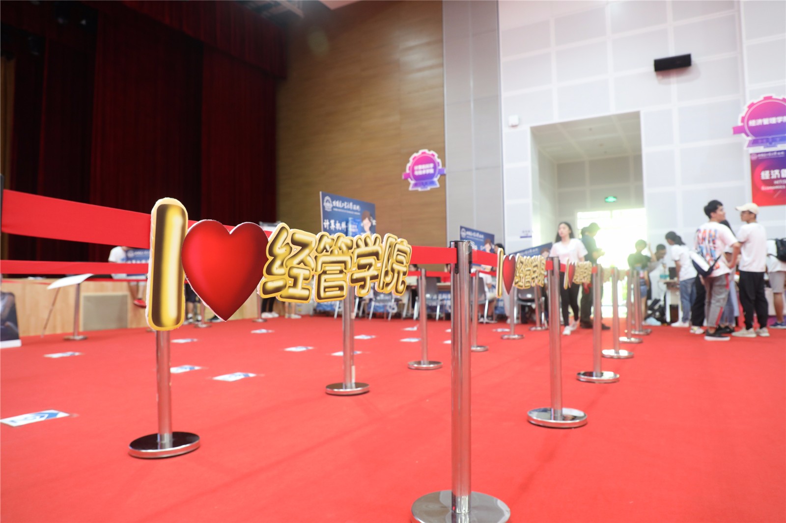 百家乐玩法介绍 - 百家乐技巧