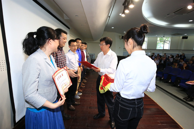 百家乐玩法介绍 - 百家乐技巧