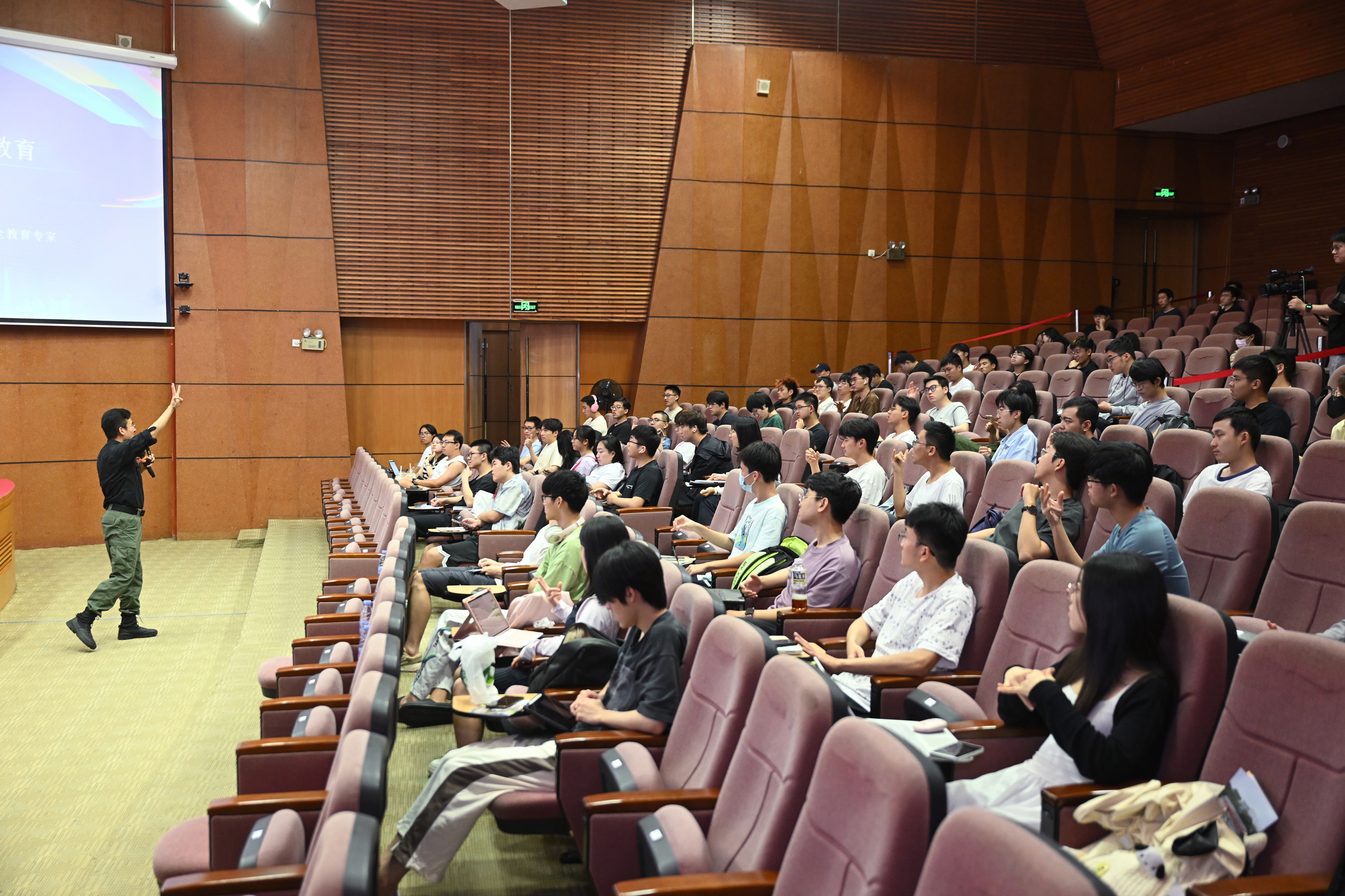 百家乐玩法介绍 - 百家乐技巧