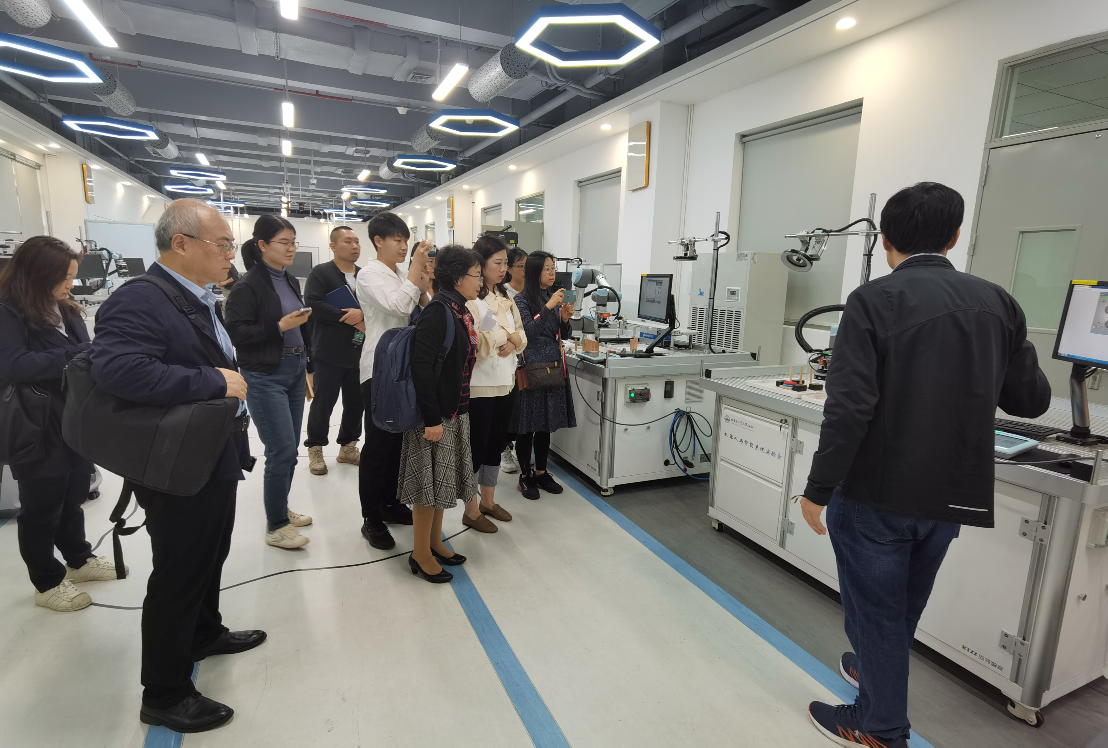 百家乐玩法介绍 - 百家乐技巧