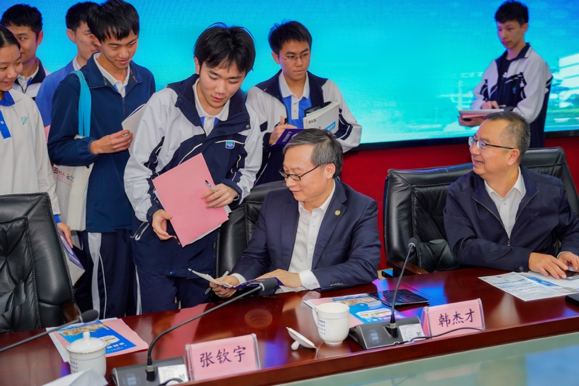 百家乐玩法介绍 - 百家乐技巧