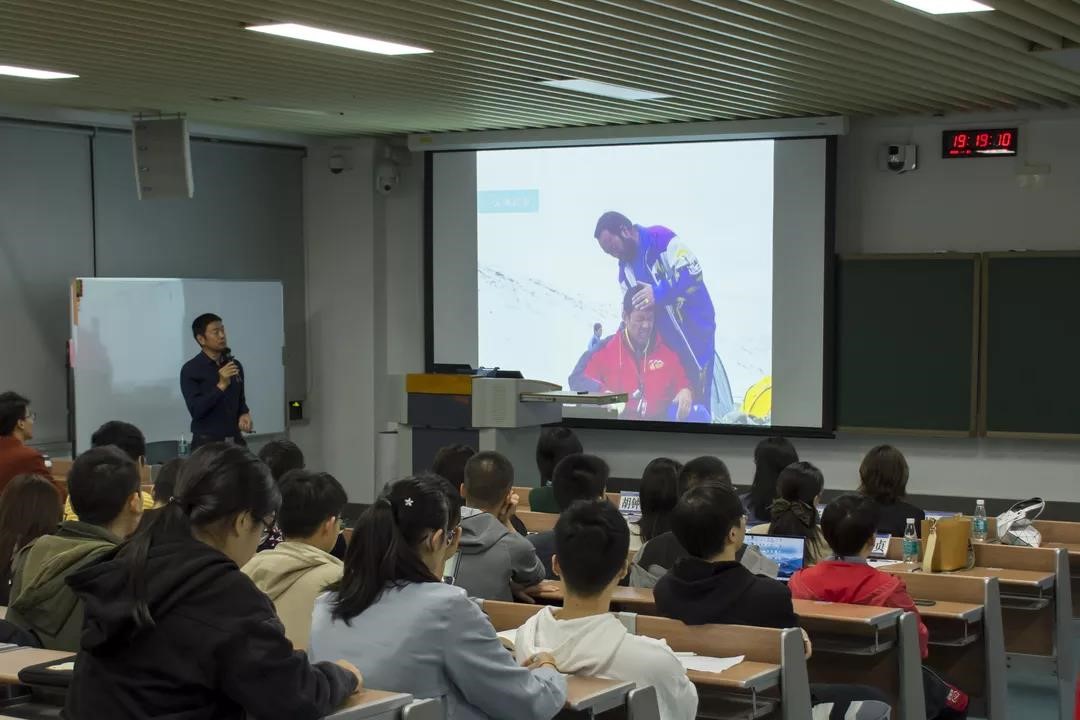 百家乐玩法介绍 - 百家乐技巧