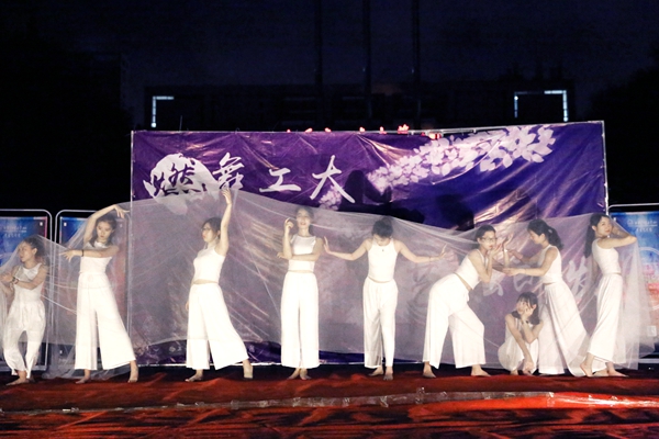 百家乐玩法介绍 - 百家乐技巧