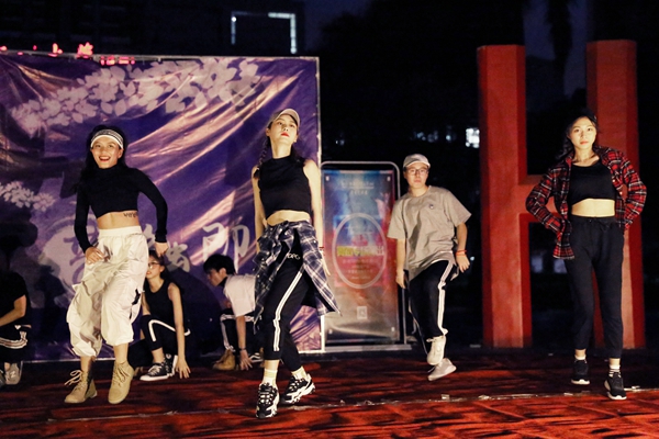 百家乐玩法介绍 - 百家乐技巧