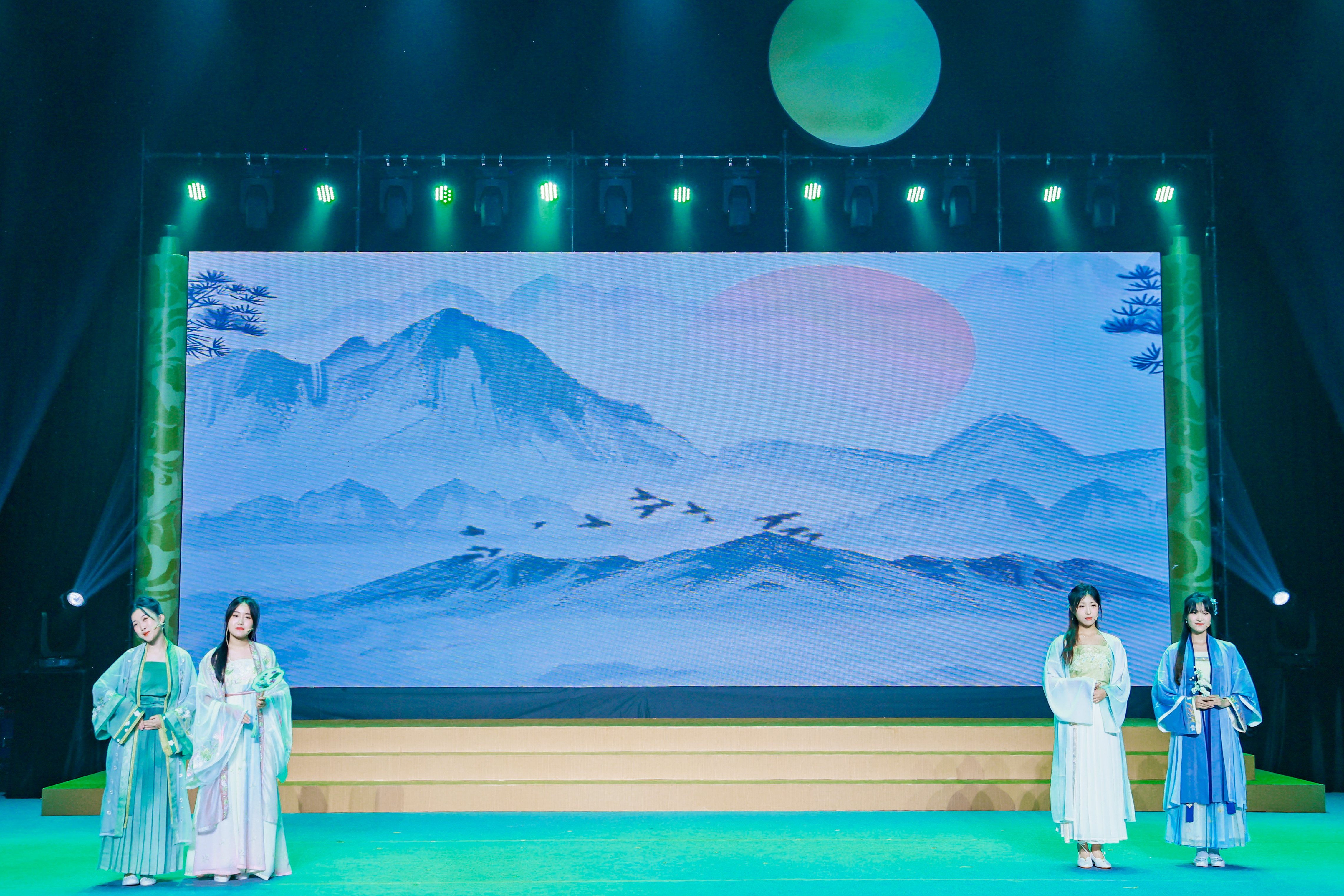 百家乐玩法介绍 - 百家乐技巧