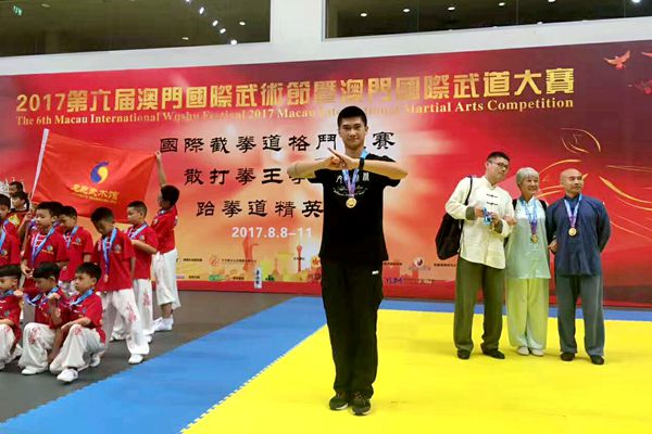 百家乐玩法介绍 - 百家乐技巧