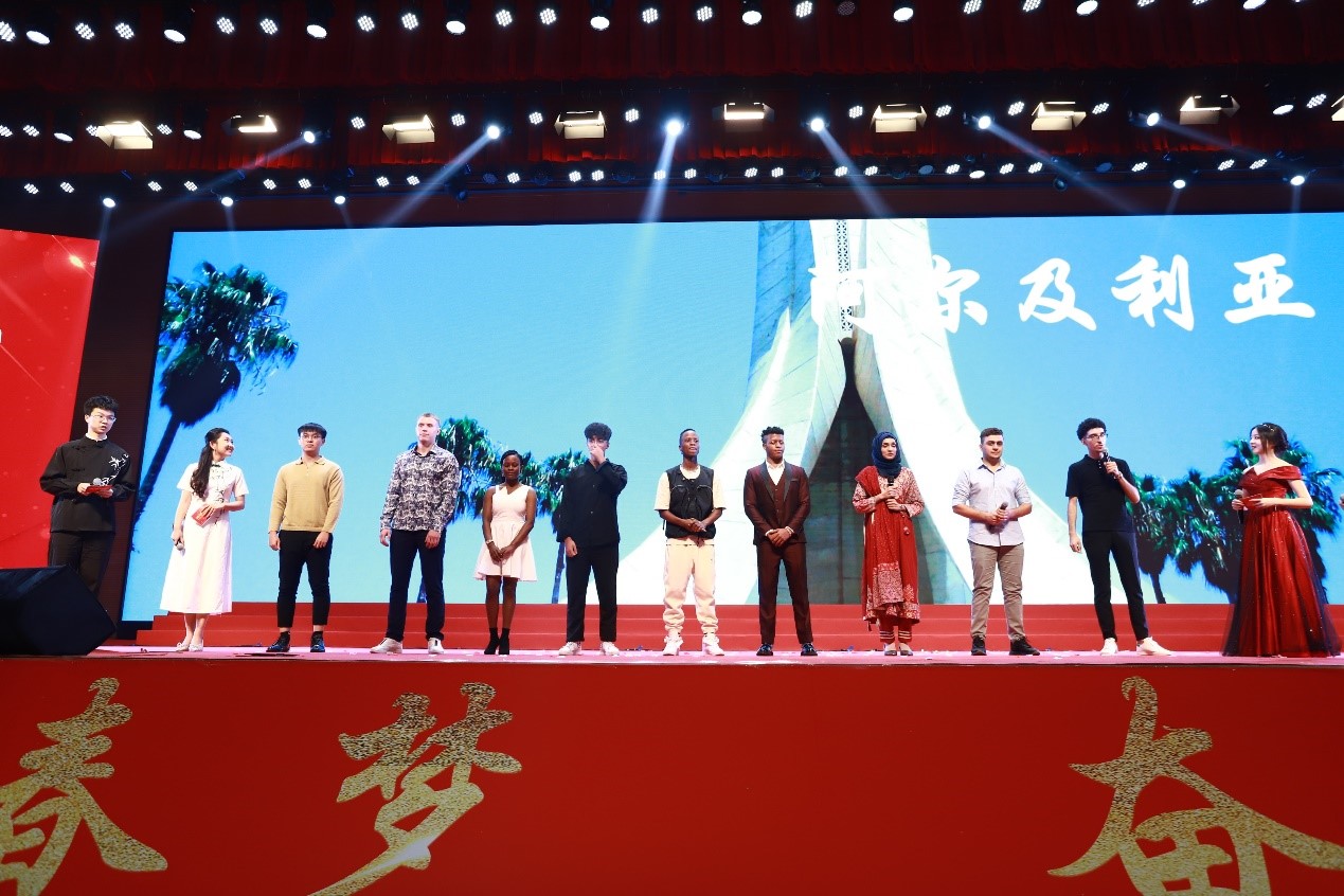 百家乐玩法介绍 - 百家乐技巧