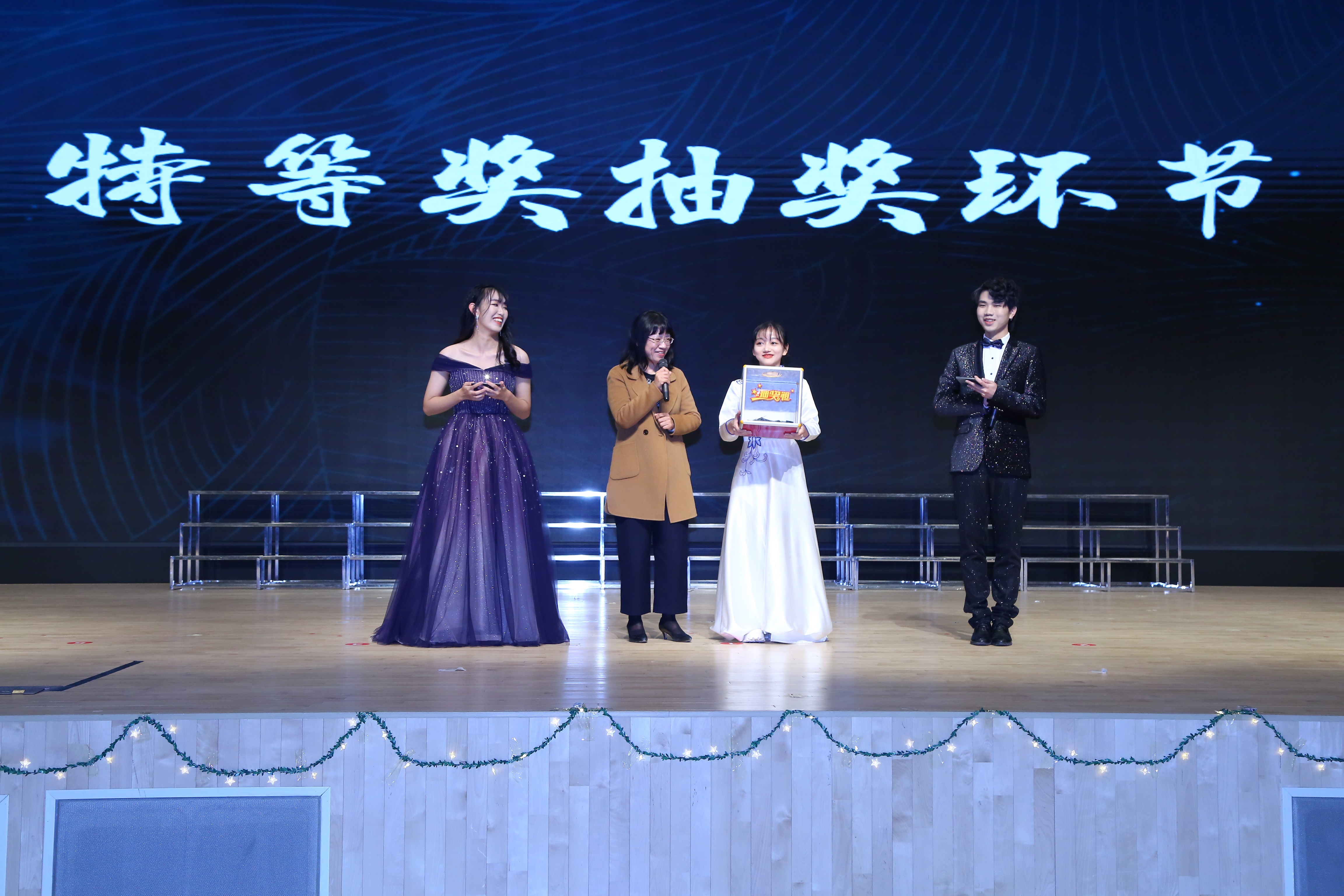 百家乐玩法介绍 - 百家乐技巧