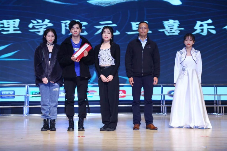 百家乐玩法介绍 - 百家乐技巧