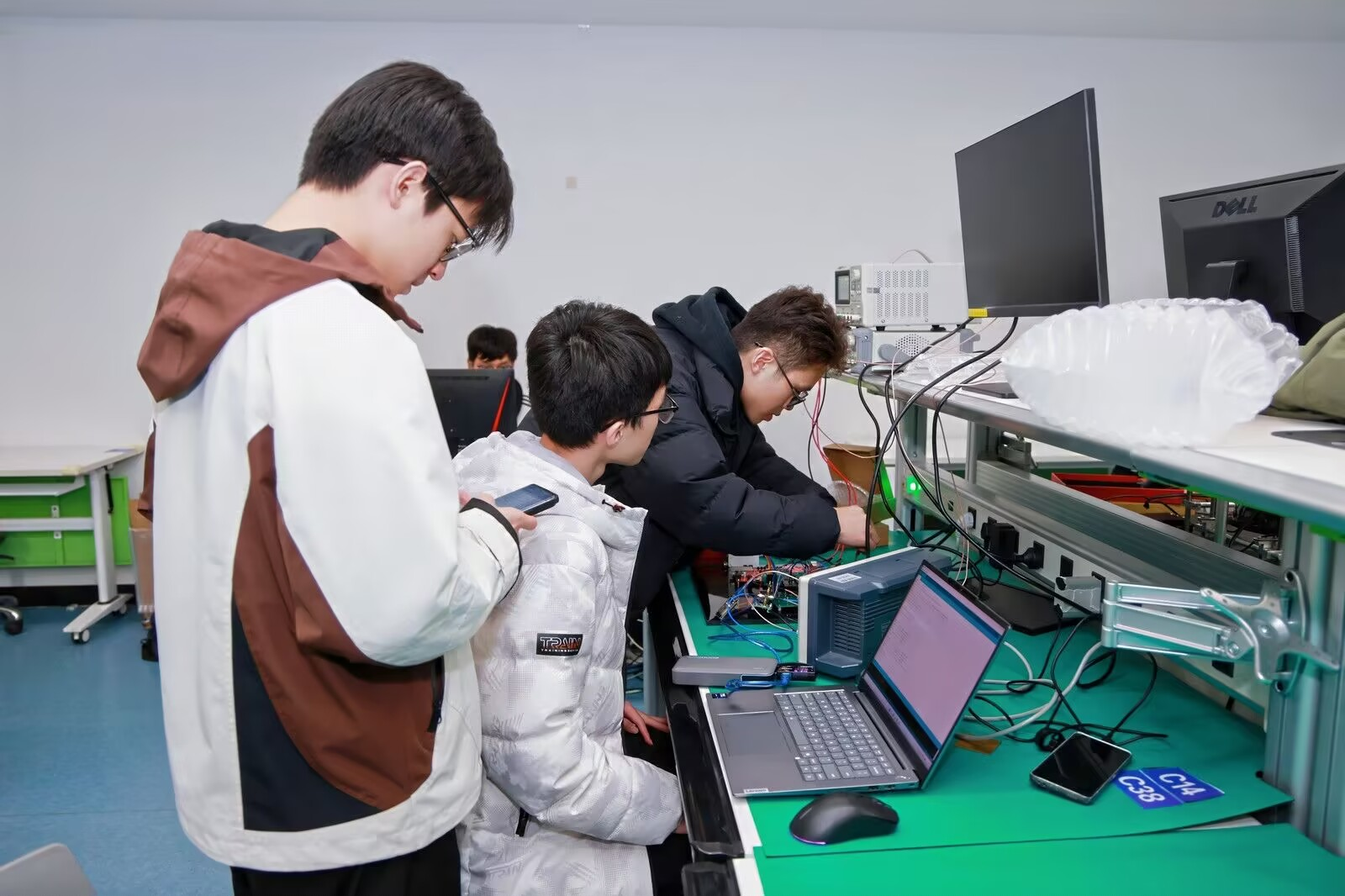 1765866564841005676.png 百家乐玩法介绍 - 百家乐技巧